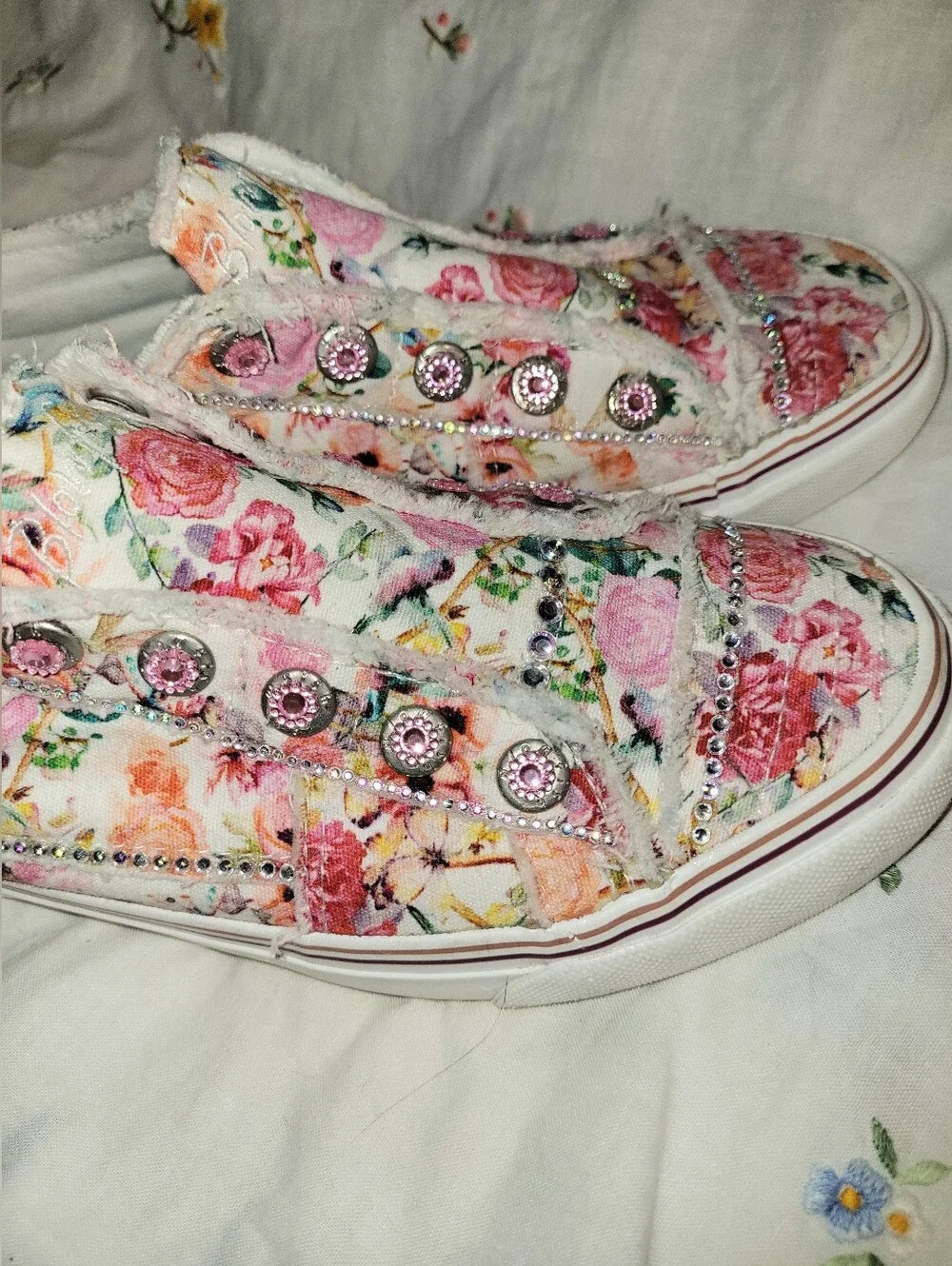 Custom Rhinestone Embellished Floral Blowfish Floral Print Sneakers Size 7.5 - Picture 10 of 12